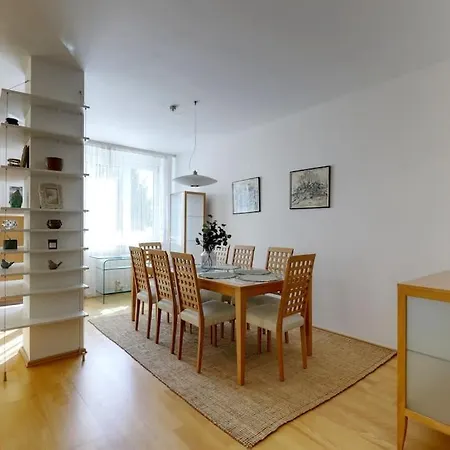 3min2centre - 2 Bedroom Garage, View Appartement *